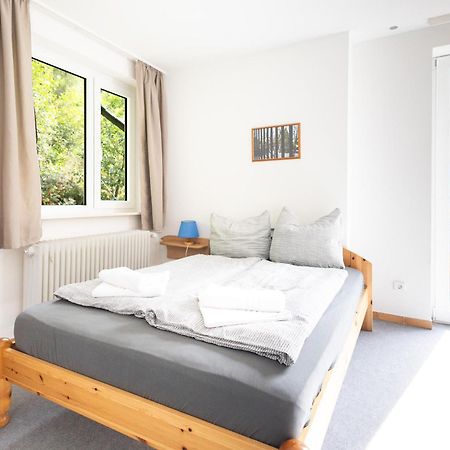 Apartmenthaus Am Waldrand- Kueche - Fruehstueck - Balkon 빌데만 외부 사진