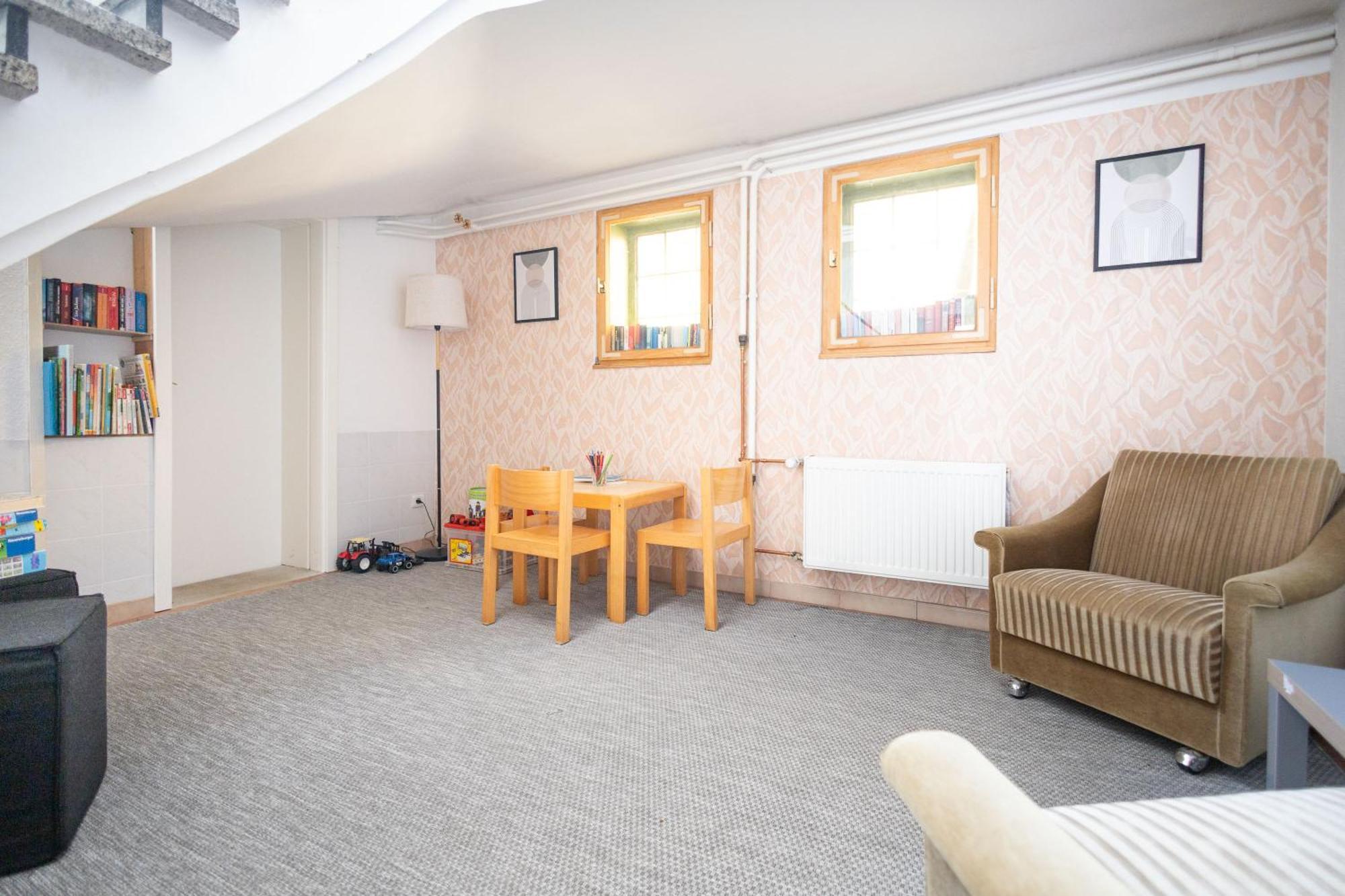 Apartmenthaus Am Waldrand- Kueche - Fruehstueck - Balkon 빌데만 외부 사진